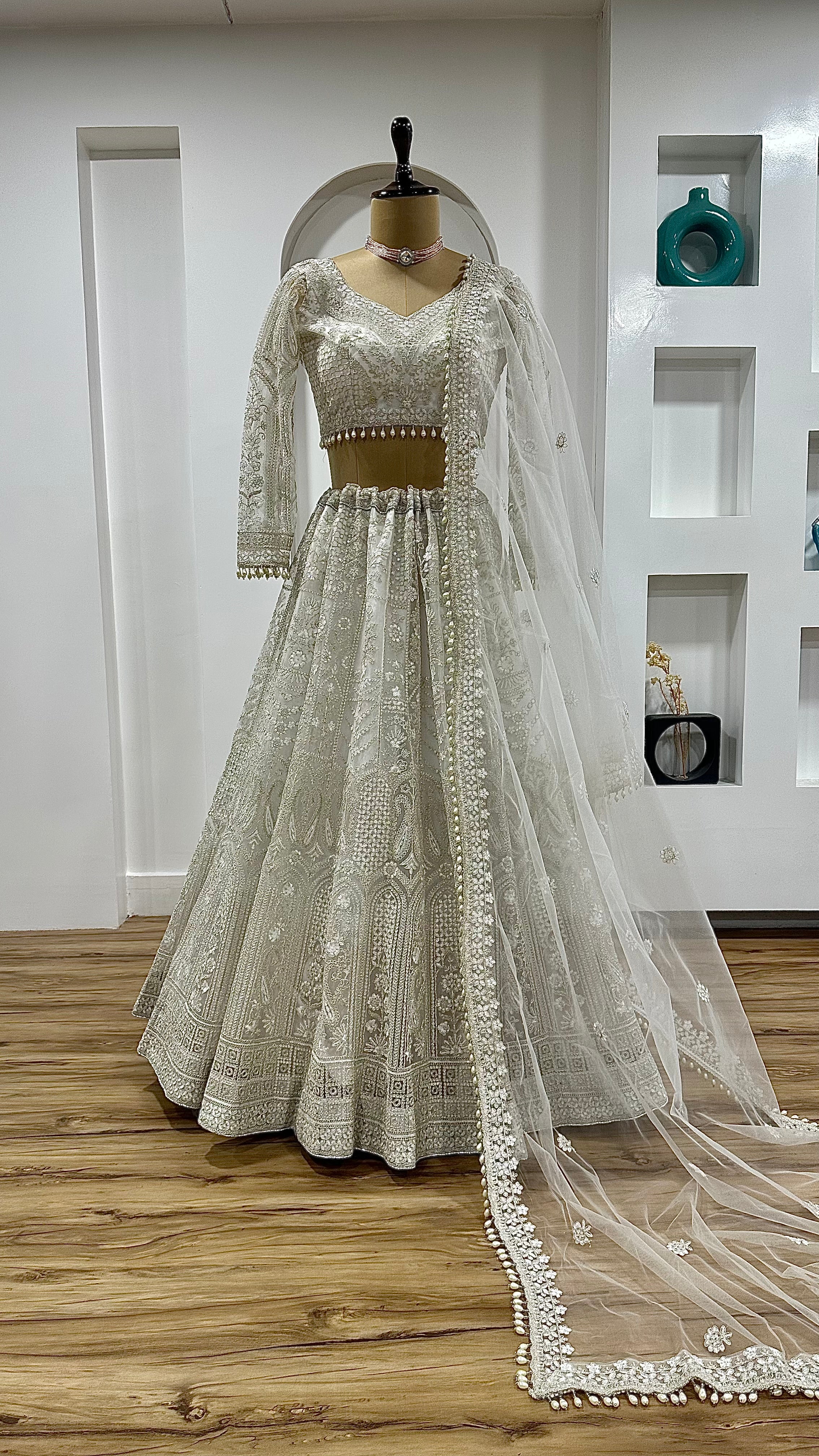 Fashion Book Present Designer White Timeless beauty of Tradition