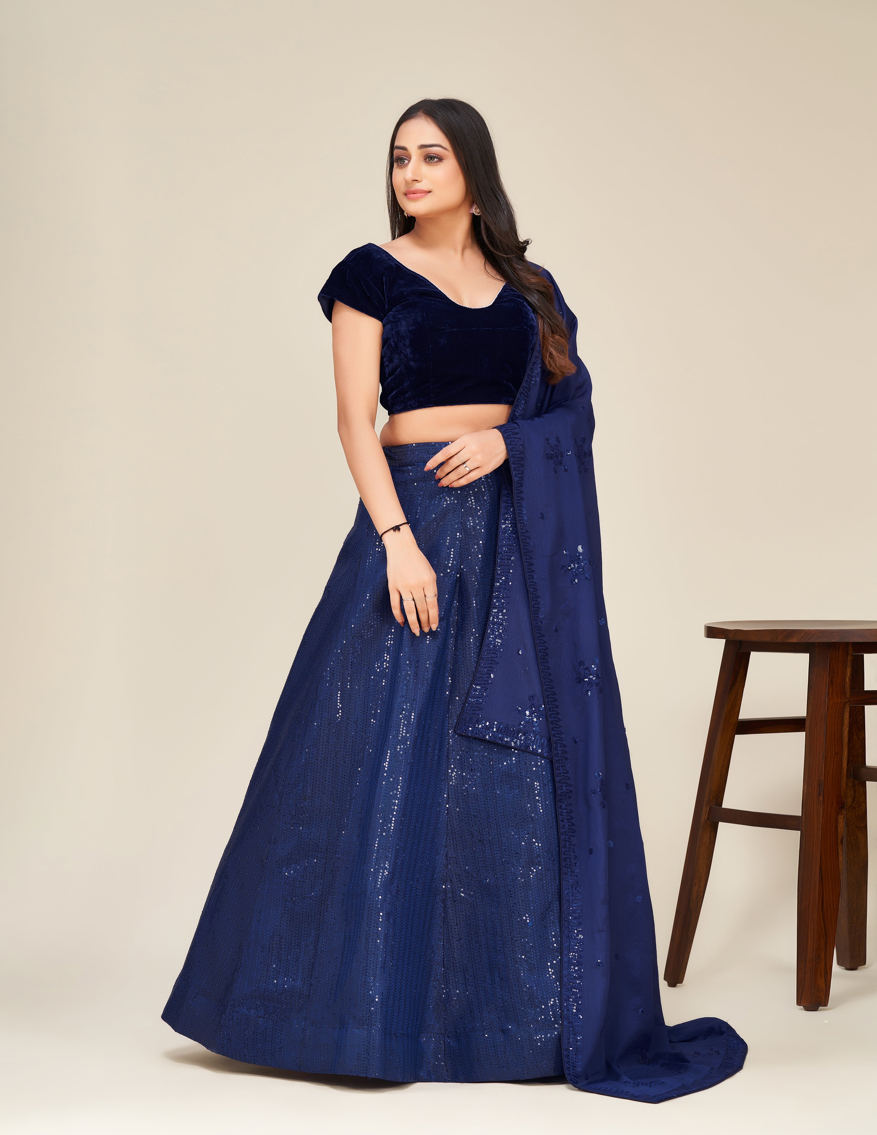 Get ready to shine with this beautiful lehenga set
