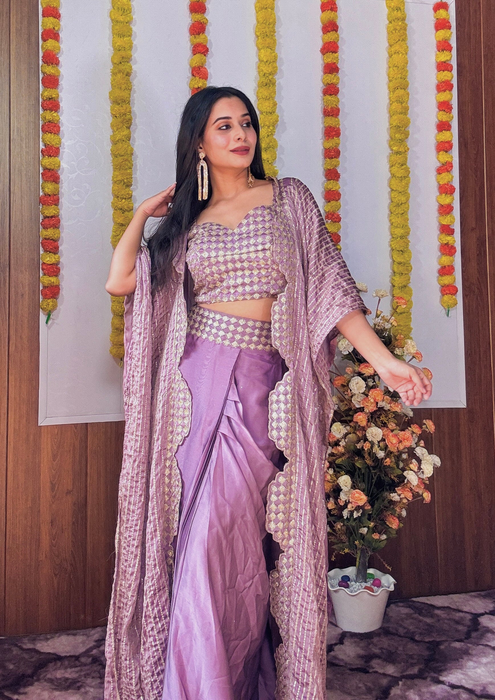 This indo western outfit make you look classy & elegant