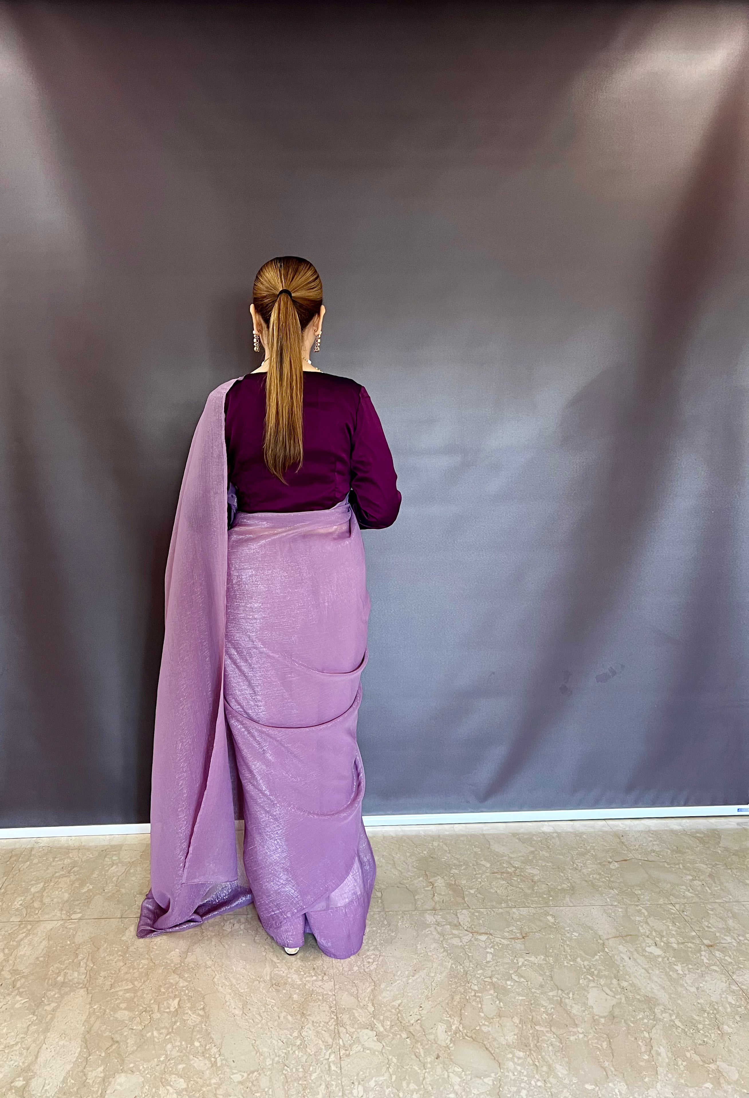 Get this sparkle silk saree with trendsetting kanthi blouse look