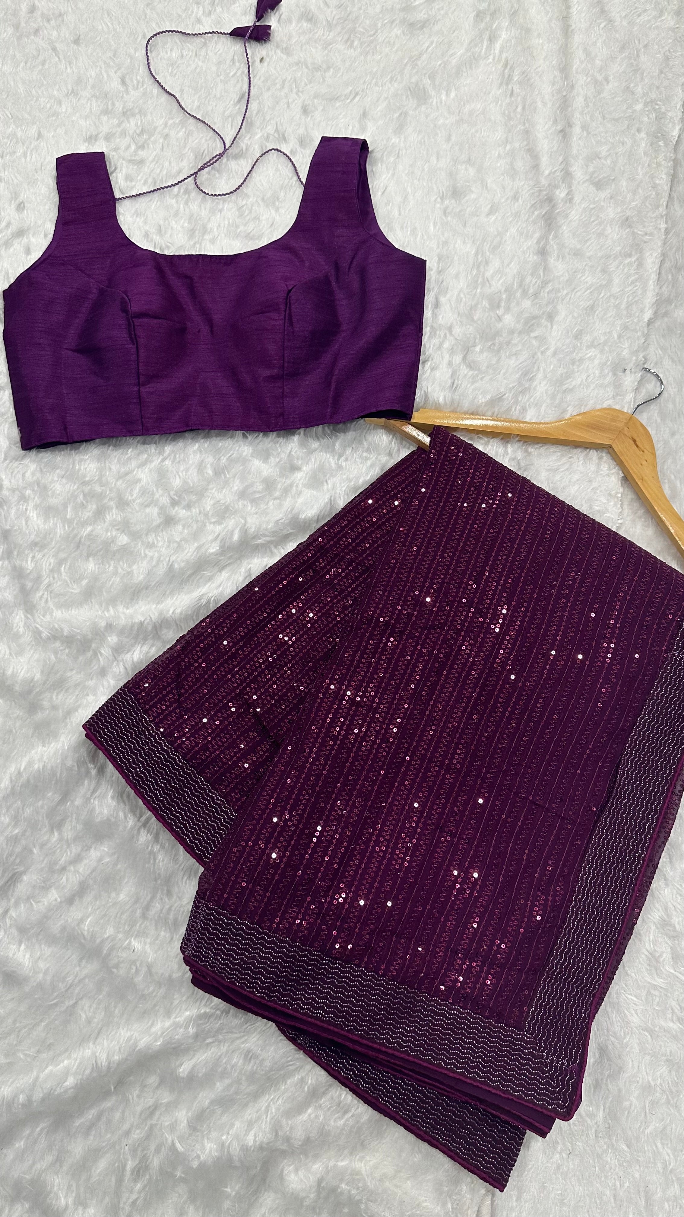 A saree which will capture your heart ππ
