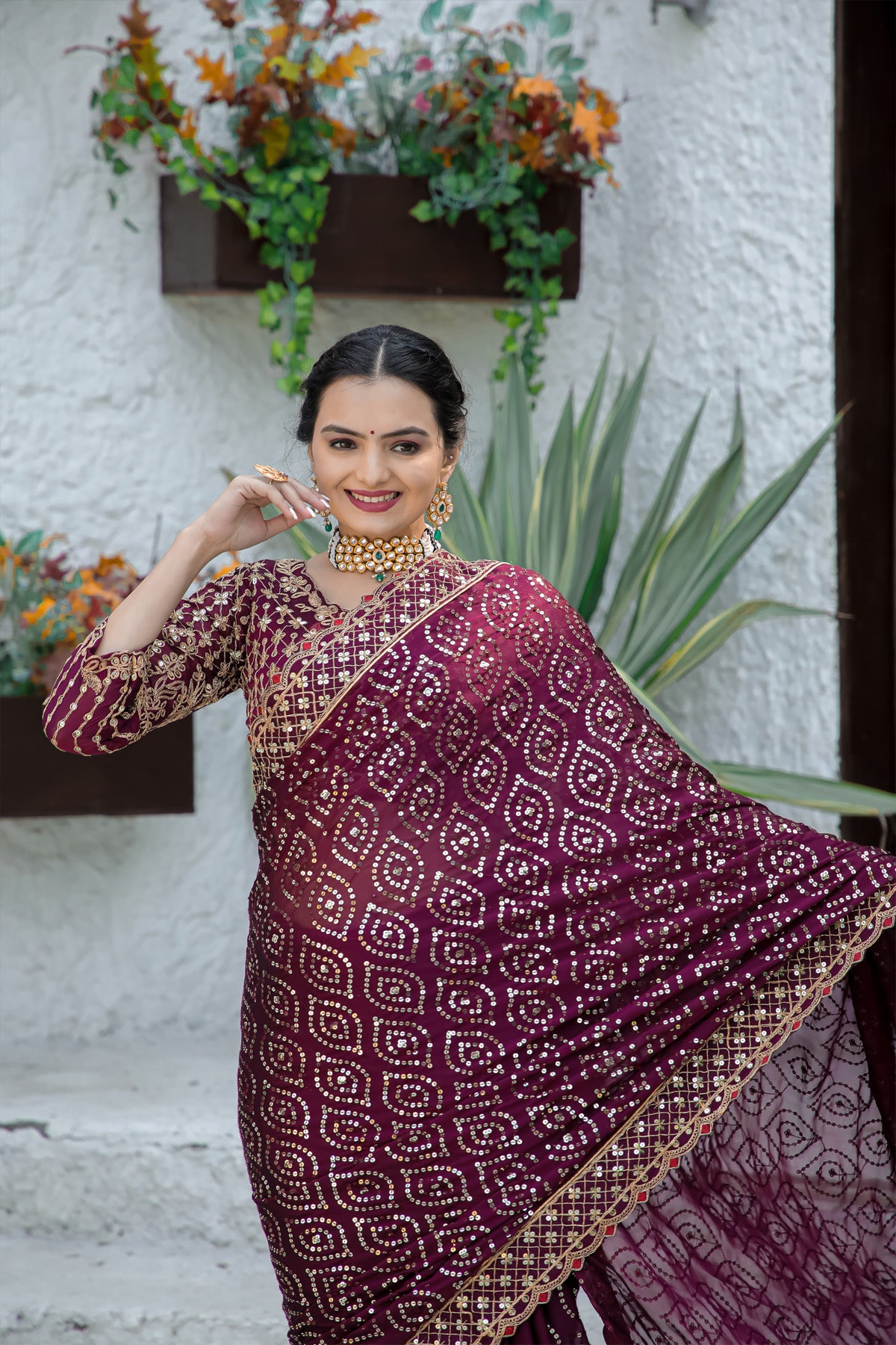 From Festive Home functions to dazzling at Night- This saree is just a perfect Fit