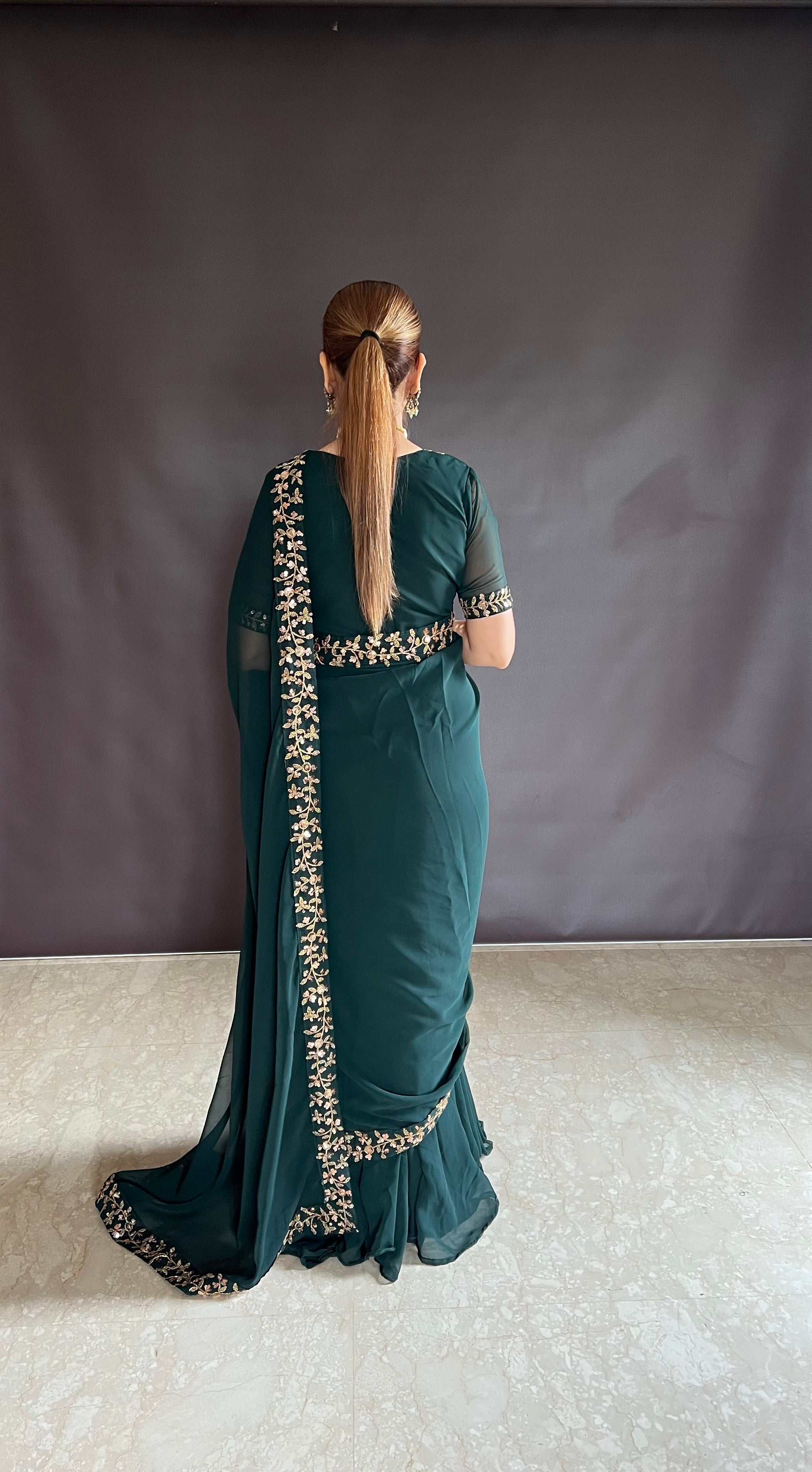 A Glamorous Twist To the Gown Saree