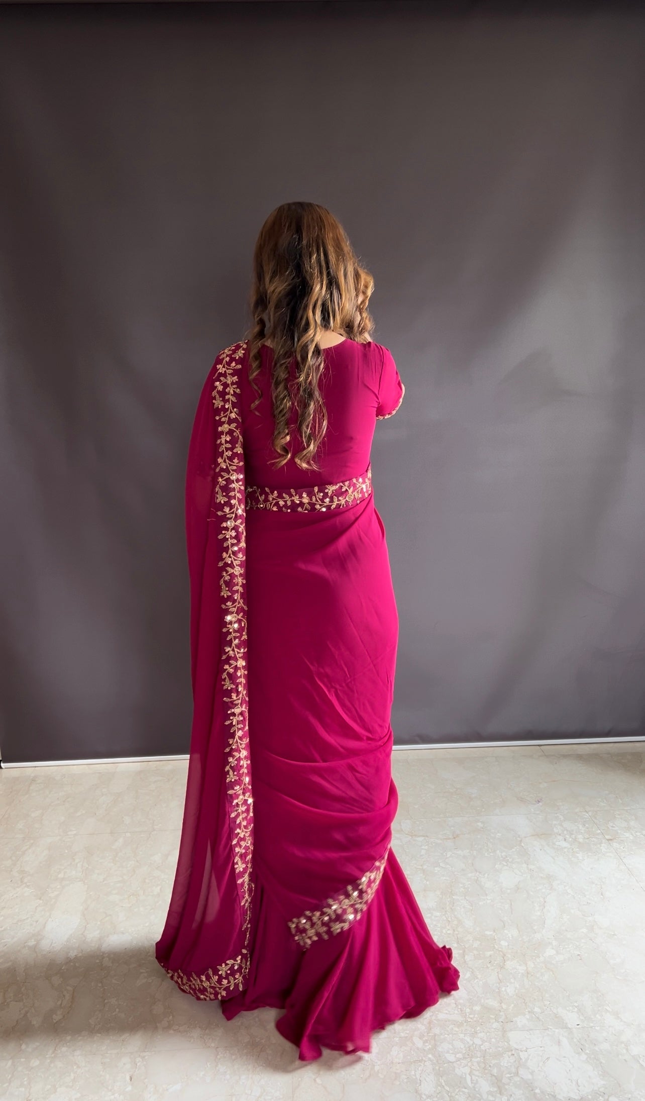 A Glamorous Twist To the Gown Saree