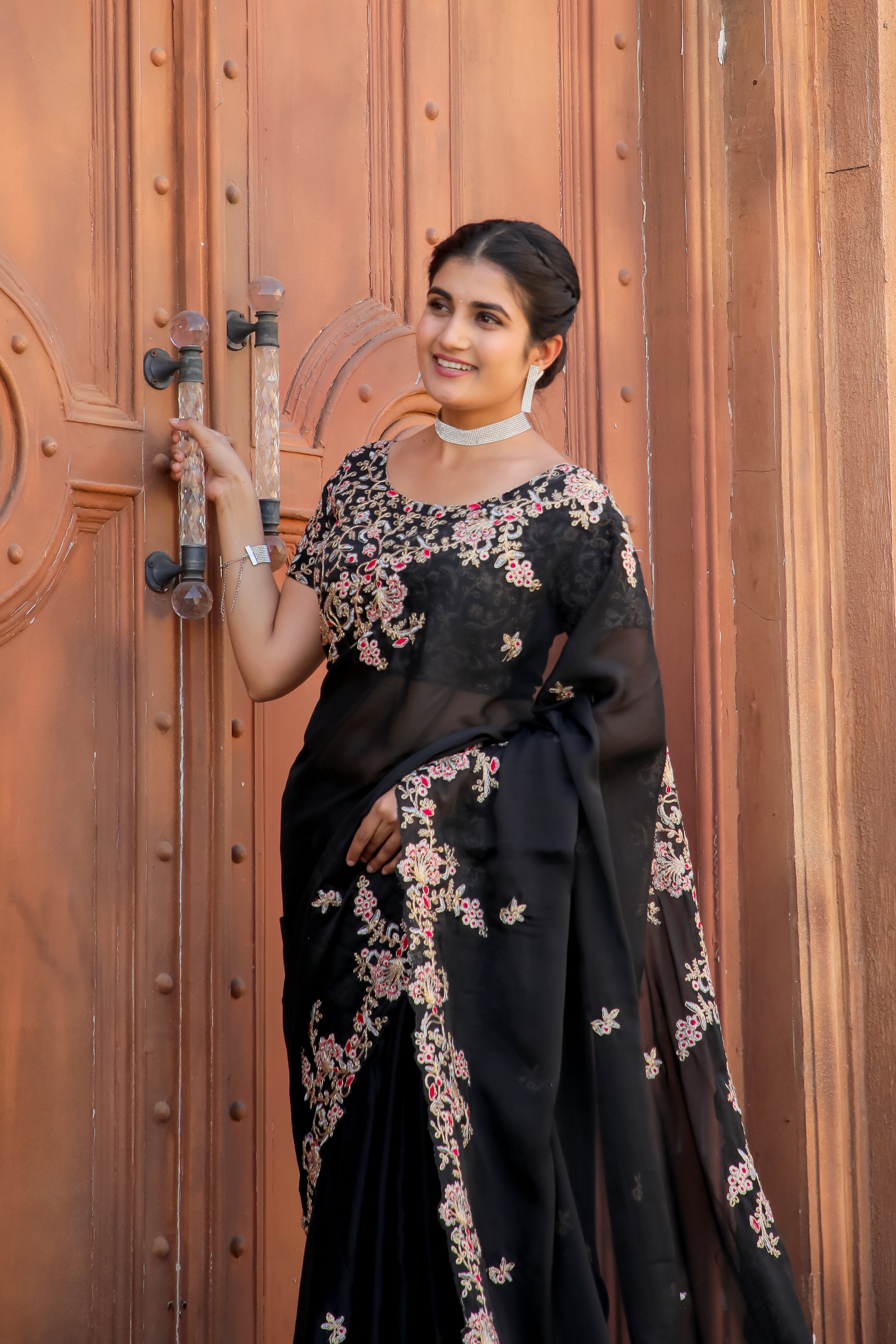 This beautiful Black Saree is just What you need for an Elegant festive Fit