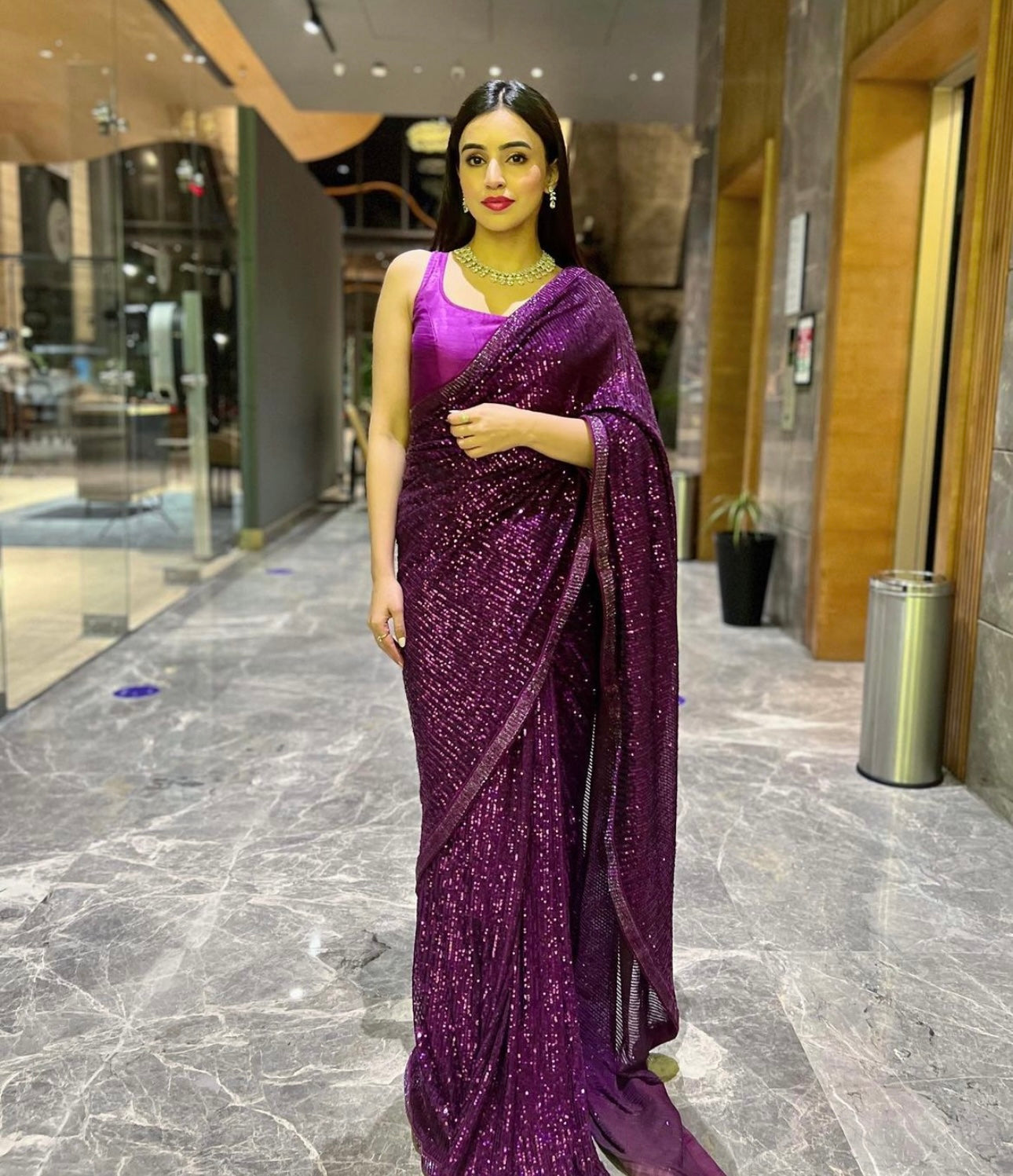 A saree which will capture your heart 💜💜