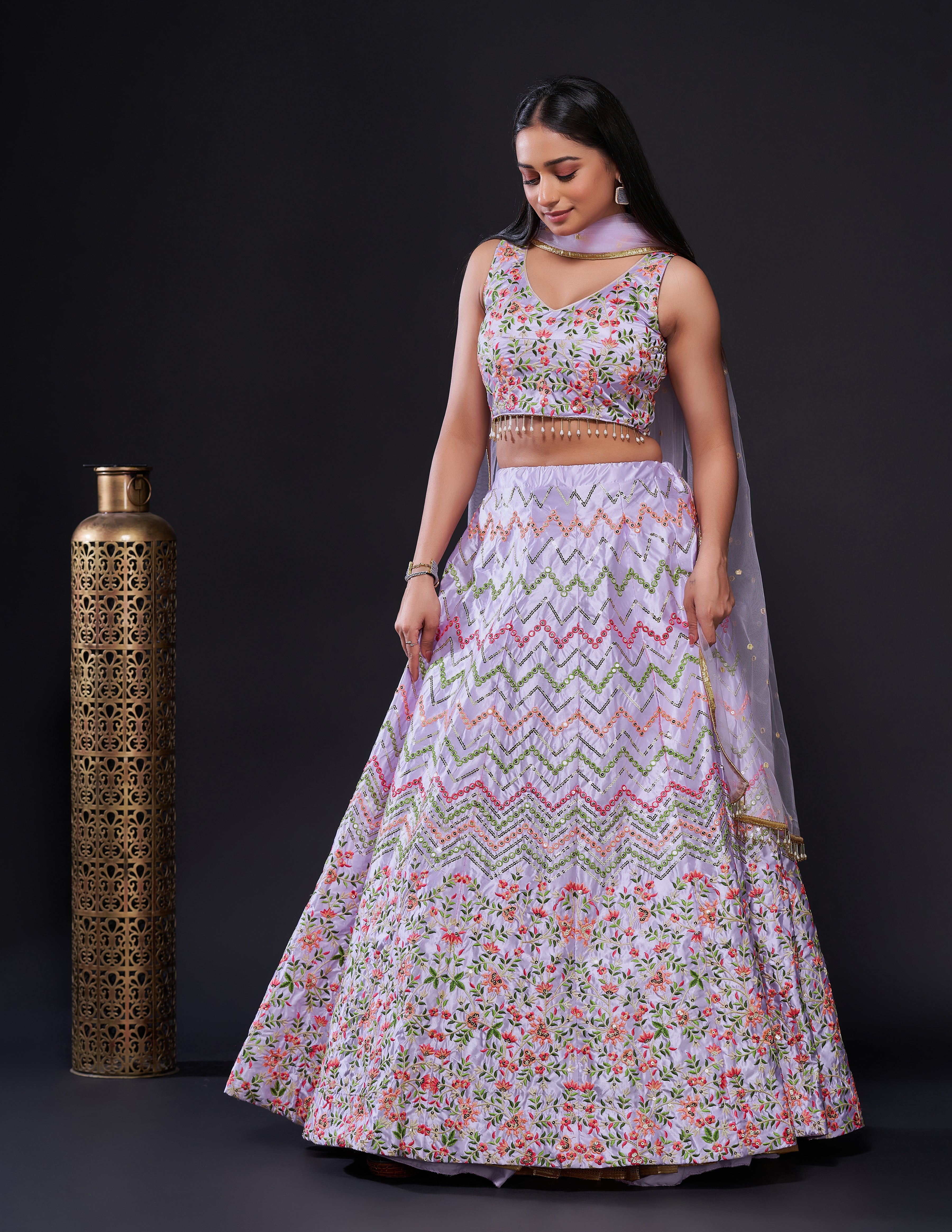 Beautiful Lehenga set to twirl around & look Preety