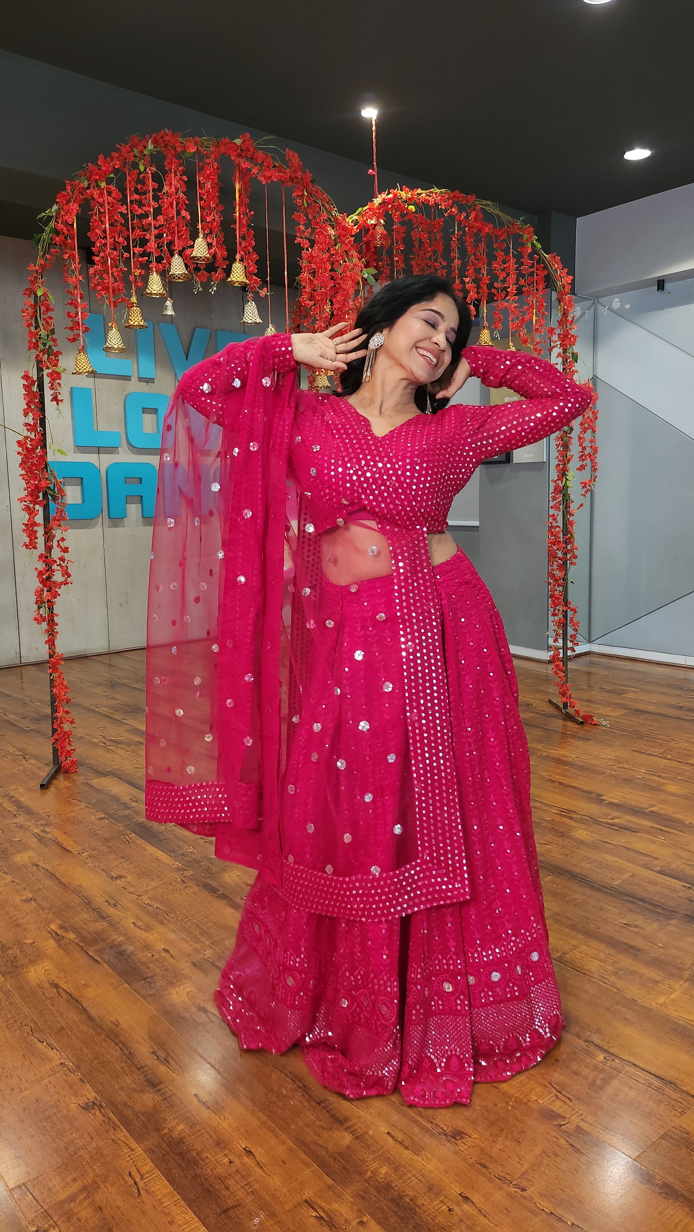 You can’t take your eyes off from this beautiful pink lehenga set