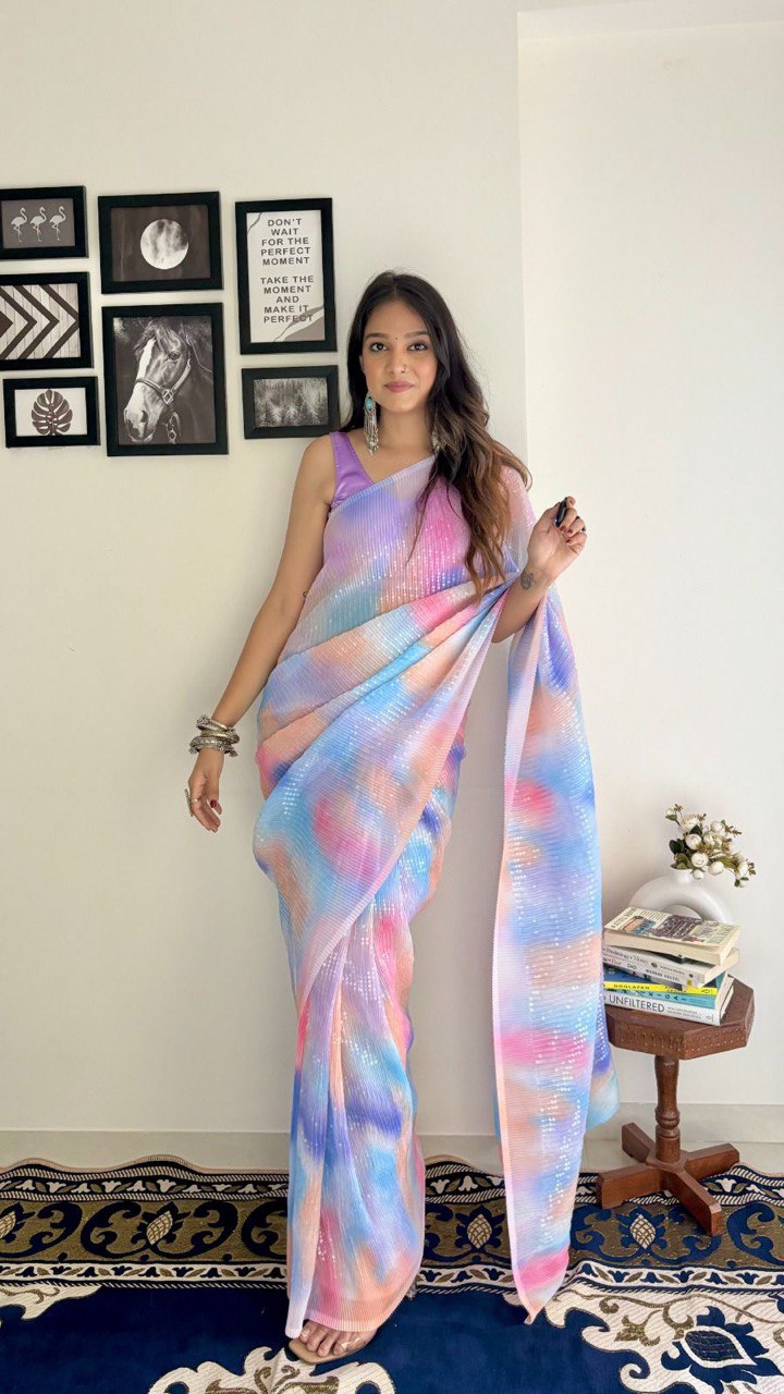 THIS BEAUTIFUL CRUSH SEQUINS SAREE IS THE PERFECT ADDITION TO YOUR WARDROBE